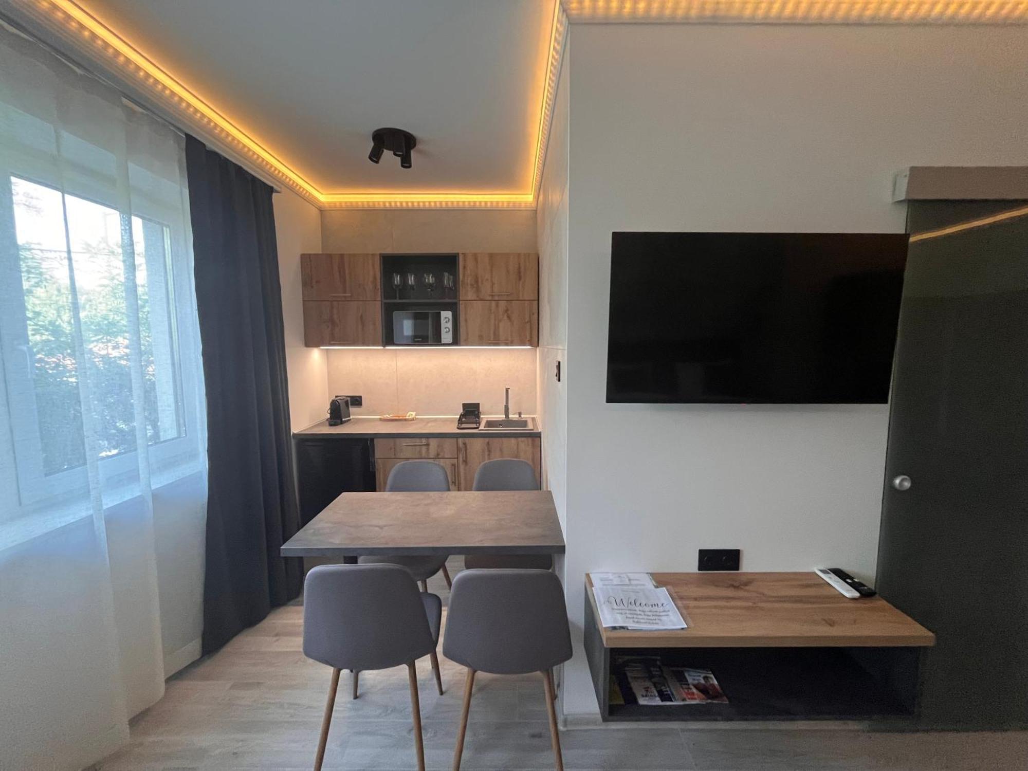 Varkapu Apartmanok 2 Gyula Exteriör bild
