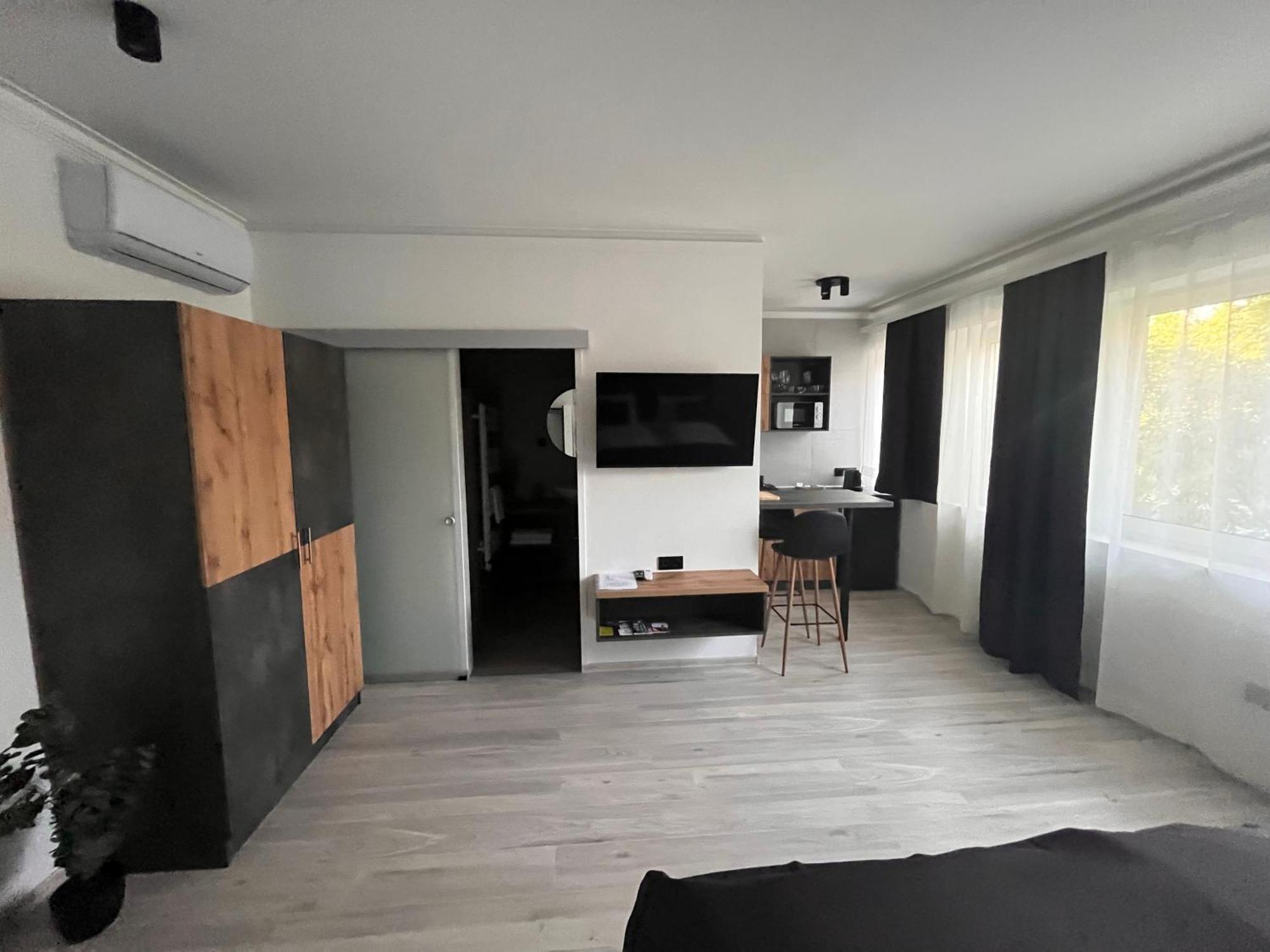 Varkapu Apartmanok 2 Gyula Exteriör bild