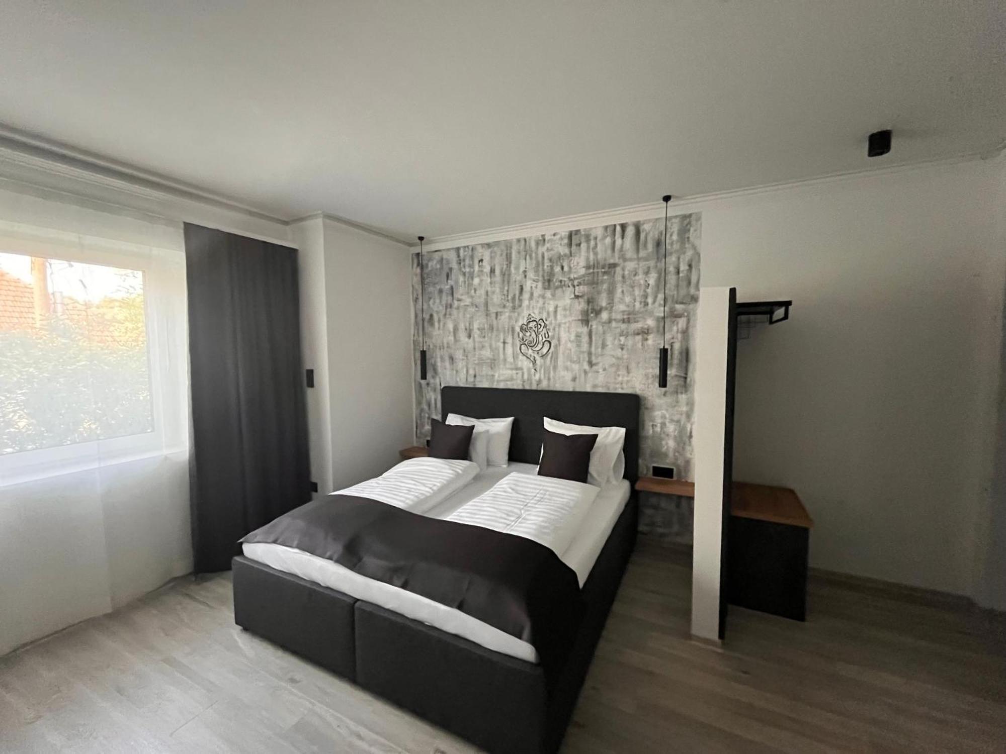 Varkapu Apartmanok 2 Gyula Exteriör bild